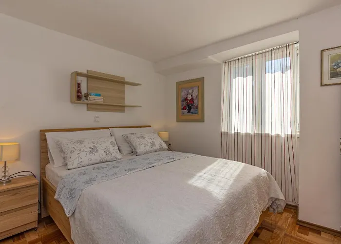 アパート Lapis *