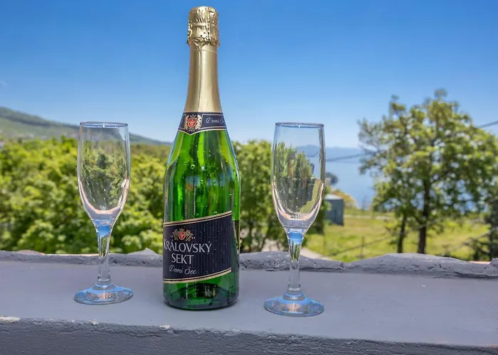 Lapis ヤドラニヴォ