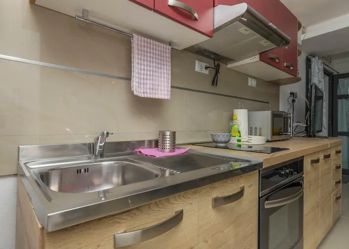 Lapis アパート ヤドラニヴォ