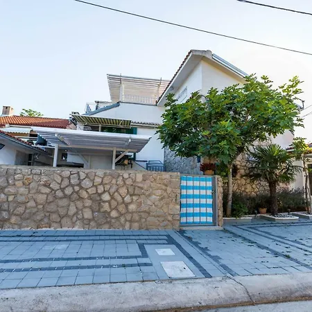 Lapis Apartman *