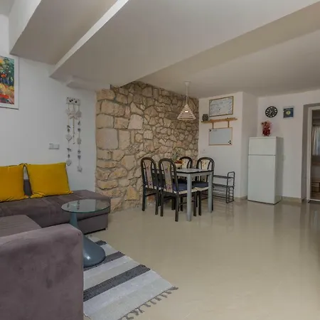 Lapis Apartman